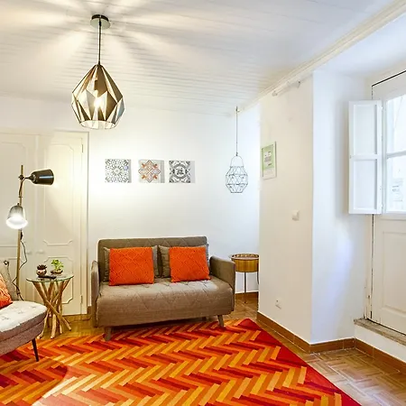 Bmyguest - Mouraria Ii